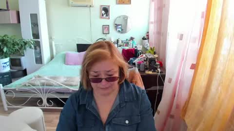 Snapshot of flowerlover8 chatting on 04.17.26 Flowerlower online show from 04.17.26
