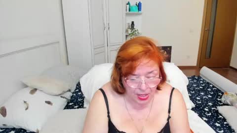 Snapshot of flowerlover8 chatting on 05.17.26 Flowerlower online show from 05.17.26