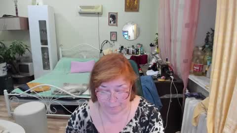 Snapshot of flowerlover8 chatting on 05.22.26 Flowerlower online show from 05.22.26