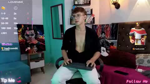 flowers109 online show from 11.21.25