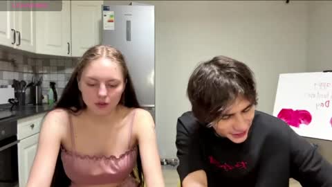 flowerscouple online show from 03.10.26