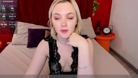 Monica online show from 01.12.25