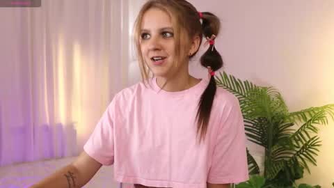 LilLisa online show from 09.12.25