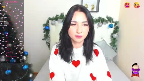 Snapshot of flufyfoxx chatting on 12.24.24 Lina online show from 12.24.24