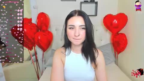 Snapshot of flufyfoxx chatting on 02.16.25 Lina online show from 02.16.25