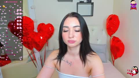 Snapshot of flufyfoxx chatting on 02.26.25 Lina online show from 02.26.25