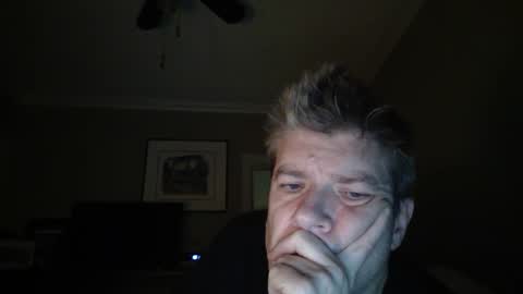 Snapshot of fluidconscience chatting on 12.10.24 FluidConscience online show from 12.10.24