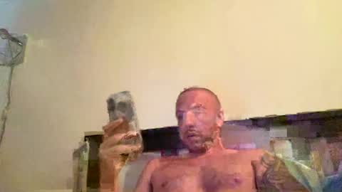 Snapshot of fluxboyez chatting on 06.17.26 fluxboyez online show from 06.17.26