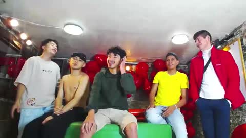 flyckers online show from 03.11.25