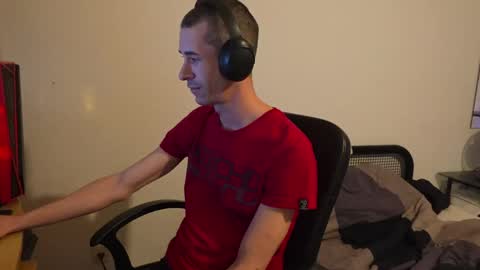 flyhigh92 online show from 04.12.26