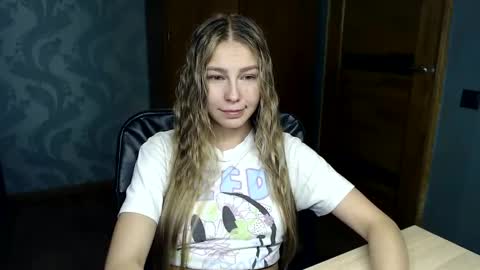 Molli  Ready for any play with you. Hottest show in pvt  Help a student earn big tokens  online show from 02.26.25