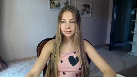 Molli  Ready for any play with you. Hottest show in pvt  Help a student earn big tokens  online show from 10.07.25