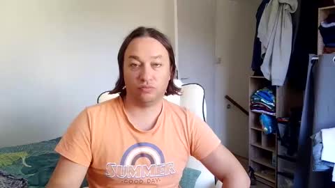 Snapshot of foix228489 chatting on 09.22.25 foxalwaysexcited online show from 09.22.25