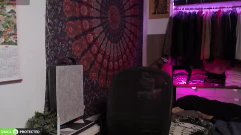 Snapshot of folleti7 chatting on 11.10.25 Folleti online show from 11.10.25