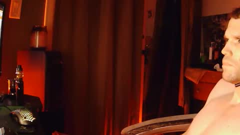 Snapshot of followthewhiterabbittail chatting on 10.28.25 Have fun remembering u online show from 10.28.25