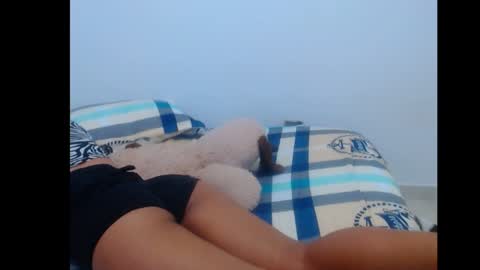 Snapshot of forbidden_games__ chatting on 01.28.25 emely and felix online show from 01.28.25