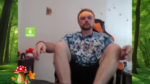 Snapshot of forest_brat chatting on 01.17.25 forest brat online show from 01.17.25