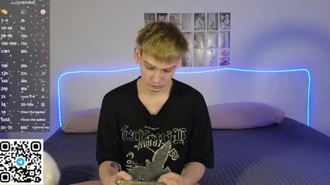 Snapshot of forever_eren chatting on 02.20.26 forever_eren online show from 02.20.26