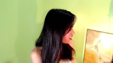 Snapshot of forever_wonnie23 chatting on 01.11.25 Wonnie online show from 01.11.25