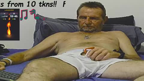 Snapshot of forexxxx_man chatting on 04.29.26 doc online show from 04.29.26