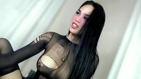 Snapshot of forget_me_not69 chatting on 05.26.26 KHATRINA STACIE MARIE online show from 05.26.26