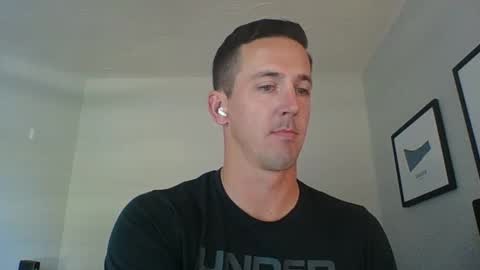 Snapshot of forthie4 chatting on 10.01.25 Forthie4 online show from 10.01.25