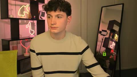 Snapshot of fose_di chatting on 12.22.25 fose di online show from 12.22.25