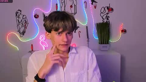 Snapshot of fose_di chatting on 01.06.26 fose di online show from 01.06.26