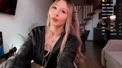 Snapshot of fox_eyesavage chatting on 03.04.26 Karina and online show from 03.04.26