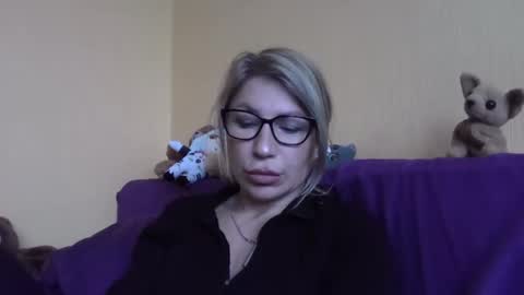 fox_red_lady7 online show from 02.06.26