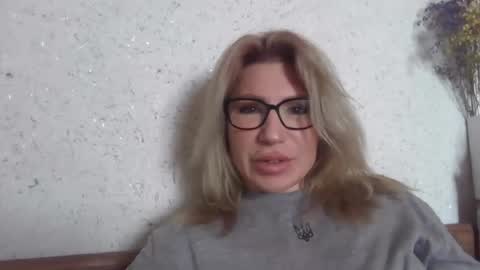 fox_red_lady7 online show from 03.07.26