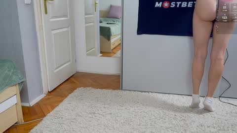 CUSTOM PHOTOS AND VIDEOS -  online show from 12.03.24