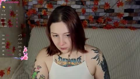 Snapshot of foxgirlandmerguis chatting on 11.07.25 Belinda online show from 11.07.25