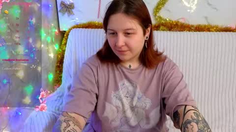 Snapshot of foxgirlandmerguis chatting on 01.11.26 Belinda online show from 01.11.26