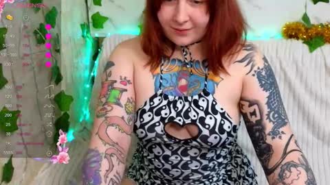 Snapshot of foxgirlandmerguis chatting on 02.06.26 Belinda online show from 02.06.26