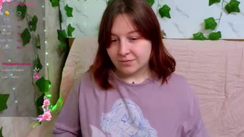 Snapshot of foxgirlandmerguis chatting on 02.08.26 Belinda online show from 02.08.26