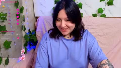 Snapshot of foxgirlandmerguis chatting on 02.14.26 Belinda online show from 02.14.26