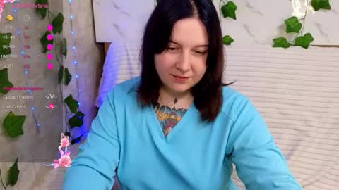 Snapshot of foxgirlandmerguis chatting on 02.21.26 Belinda online show from 02.21.26