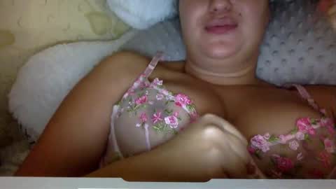 Snapshot of foxlady74 chatting on 11.10.25 Fox online show from 11.10.25