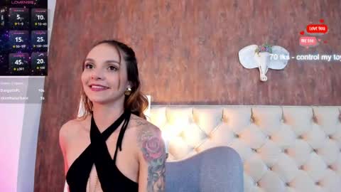 Snapshot of foxmegann chatting on 06.20.26 MeganFoxxy online show from 06.20.26