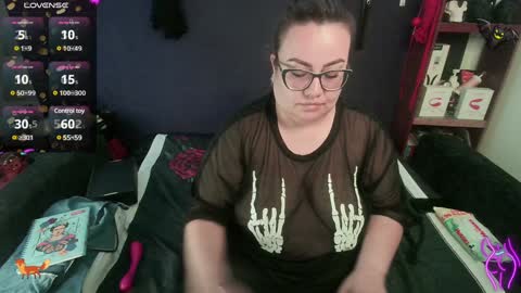 foxxbell online show from 12.29.24