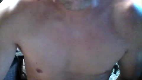 Snapshot of foxy1985777 chatting on 06.19.26 foxy1985777 online show from 06.19.26