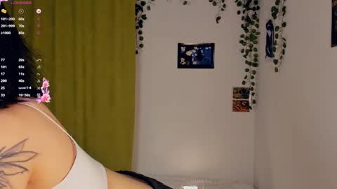 Snapshot of foxy_blush chatting on 02.20.26 Eva online show from 02.20.26