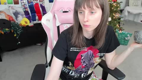 Snapshot of foxy_gamer chatting on 12.11.24 Lex Vive foxygamer cb online show from 12.11.24