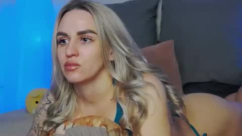 Foxy Kimmi online show from 02.13.26