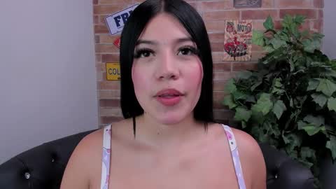 Snapshot of foxy_vera chatting on 03.05.26 Vera online show from 03.05.26
