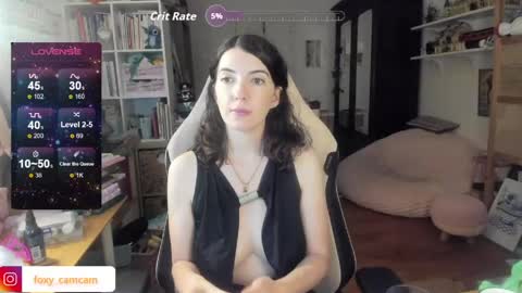 Snapshot of foxycam chatting on 06.01.26 Foxy online show from 06.01.26