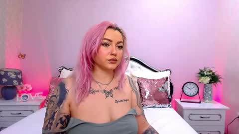 Clarisee online show from 04.15.26