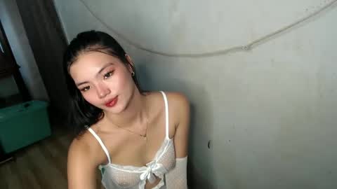 Snapshot of foxygoddess19 chatting on 01.28.25 foxygoddess19 online show from 01.28.25