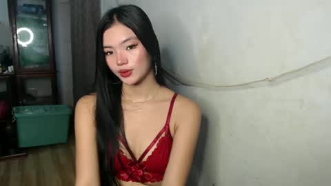 Snapshot of foxygoddess19 chatting on 02.04.25 foxygoddess19 online show from 02.04.25